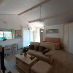 Apartment & Aa-terrasse-jardin-wifi-parking-classe 3 Etoiles