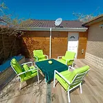 Apartment & Aa-terrasse-jardin-wifi-parking-classe 3 Etoiles Grand-Fort-Philippe