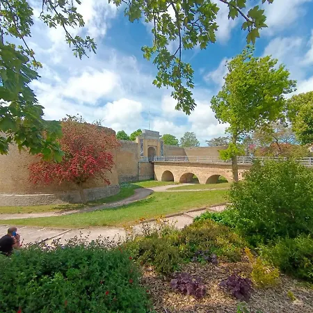 & Aa-terrasse-jardin-wifi-parking-classe 3 Etoiles