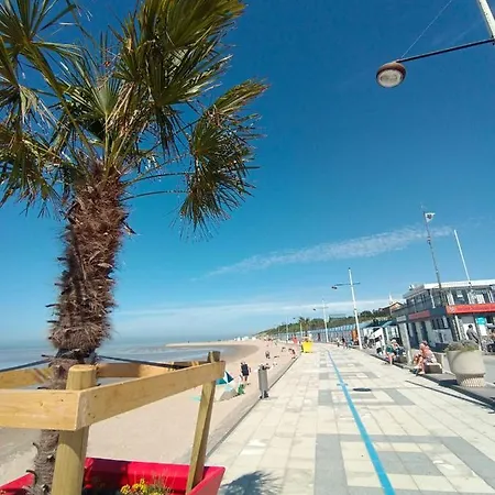 Apartment & Aa-terrasse-jardin-wifi-parking-classe 3 Etoiles Grand-Fort-Philippe