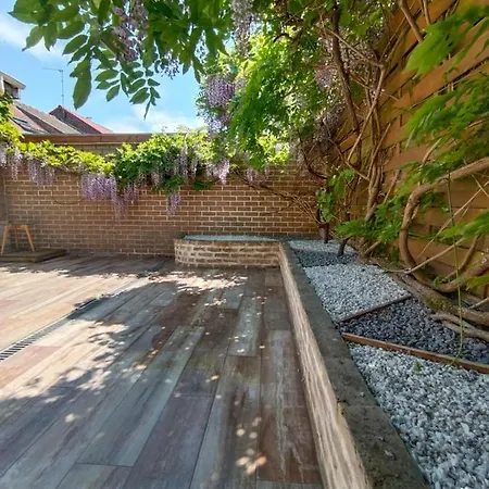 & Aa-terrasse-jardin-wifi-parking-classe 3 Etoiles